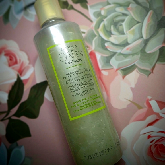 Satin Hands Pampering Set - Picture 4 of 9